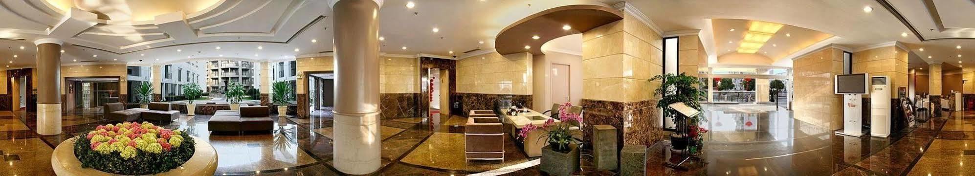 Huntington Terrace Hotel Shanghai Bagian luar foto