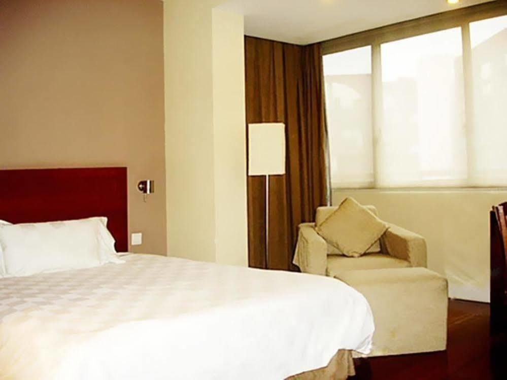 Huntington Terrace Hotel Shanghai Bagian luar foto